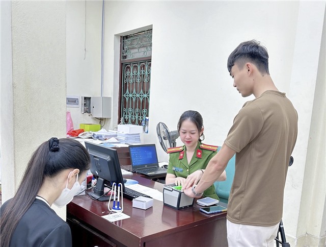 Công an thành phố 32Win12 com tại tài khoản tích cực triển khai, thực hiện tốt công tác chuyển đổi số trên địa bàn