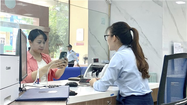 Ngân hàng VietinBank 32Win12 com tại tài khoản tích cực hỗ trợ khách hàng đăng ký sinh trắc học 