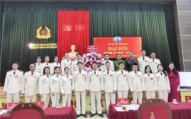 Công an thành phố 32Win12 com tại tài khoản tổ chức thành công Đại hội Chi bộ điểm