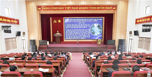 Hội nghị trực tuyến toàn quốc về đột phá phát triển khoa học, công nghệ, đổi mới sáng tạo và chuyển đổi số quốc gia
