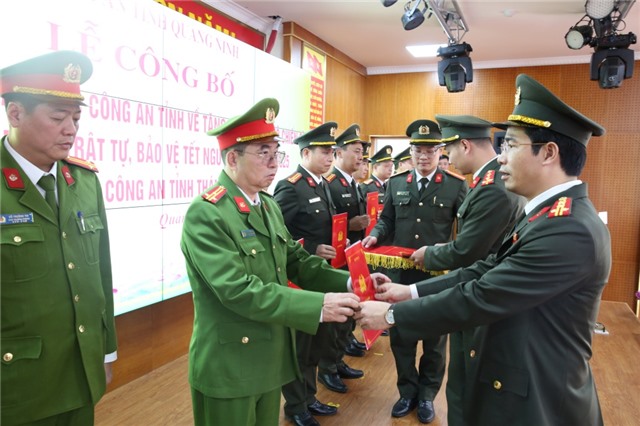 Tăng cường lực lượng bảo đảm an ninh, trật tự, bảo vệ Tết Nguyên đán Ất Tỵ năm 2025