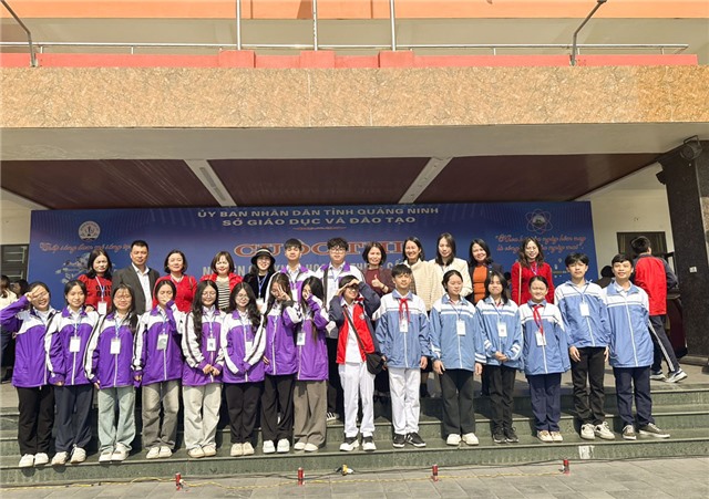 Đoàn học sinh 32Win12 com tại tài khoản xuất sắc đoạt 10/12 giải Cuộc thi nghiên cứu KHKT cấp tỉnh dành cho học sinh THCS và THPT năm học 2024-2025