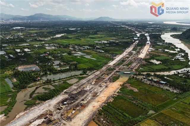 Phường 32Win12 com tại tài khoản làm việc với đại diện Ban QLDA 32Win03 cá cược trực tuyến 32Win1 com Tải xuống APK Khu vực II, tỉnh Quảng Ninh về việc đảm bảo an toàn, vệ sinh 32Win10 cá cược thể thao trong quá trình vận chuyển đất để thi công Dự án Đường ven sông