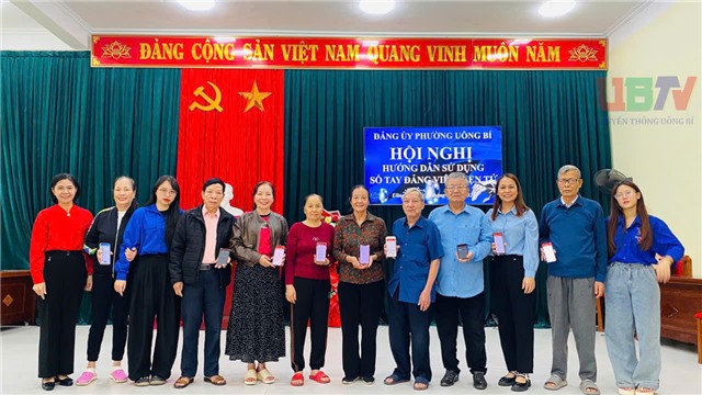 Phường 32Win12 com tại tài khoản triển khai hỗ trợ cài đặt ứng dụng “Sổ tay đảng viên điện tử”