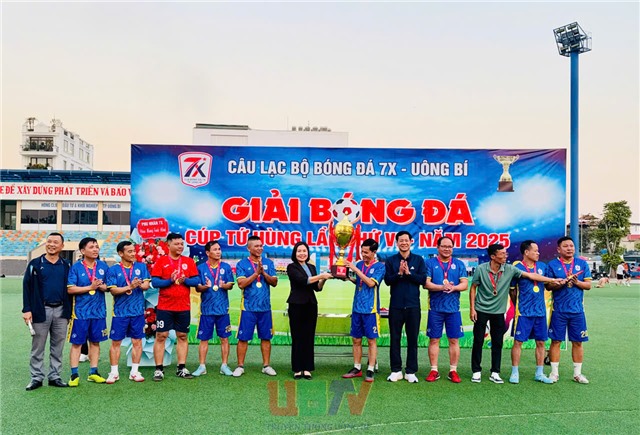 CLB 7X 32Win12 com tại tài khoản bế mạc Giải bóng đá Cúp Tứ Hùng lần thứ 6