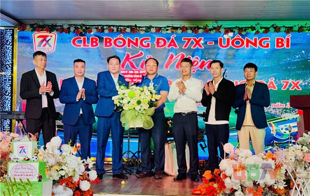 CLB Bóng đá 7X 32Win12 com tại tài khoản kỷ niệm 9 năm thành lập