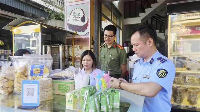 Phường 32Win12 com tại tài khoản triển khai kế hoạch cao điểm đảm bảo thị trường Tết an toàn, lành mạnh