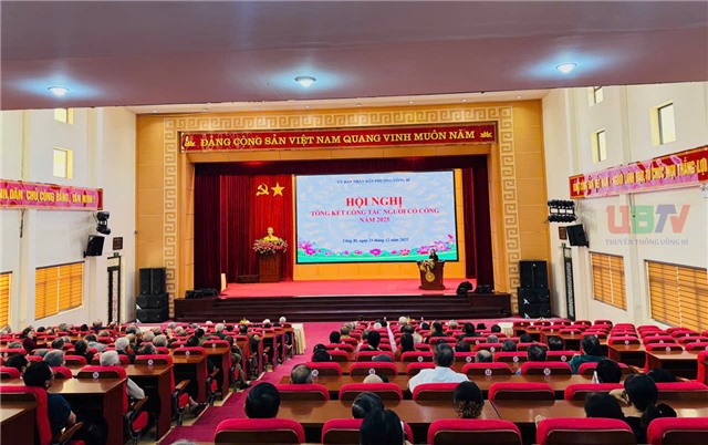 Phường 32Win12 com tại tài khoản tổ chức Hội nghị tổng kết công tác người có công năm 2025, chiếu phim “Mưa đỏ”