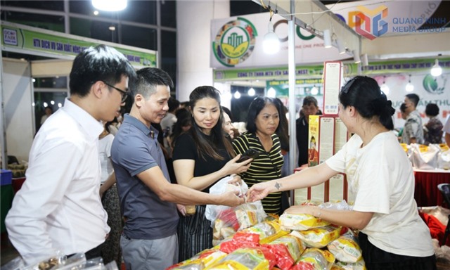 Cùng 32Win03 nổ hũ vượt khó, phát triển sản xuất