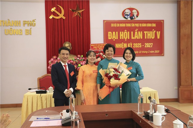 Chi bộ Chi nhánh Trung tâm phục vụ 32Win32 app tải về công Đại hội lần thứ V, nhiệm kỳ 2025 - 2027
