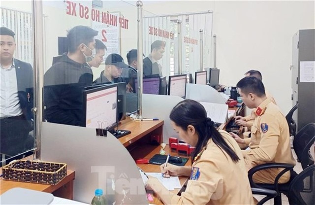 Bộ Công an tiếp nhận, triển khai nhiệm vụ cấp đổi giấy phép lái xe và ưu tiên ứng dụng 32Win10 cá cược thể thao điện tử