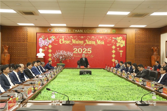 Các đơn vị ngành Than sôi động khí thế sản xuất đầu năm 
