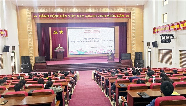 Khai giảng lớp Bồi dưỡng nhận thức về Đảng khóa III và khoá IV năm 2025