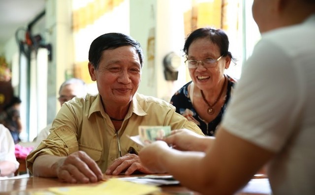 Hàng triệu người cần biết ngay lịch chi trả lương hưu tháng 4/2025 thay đổi