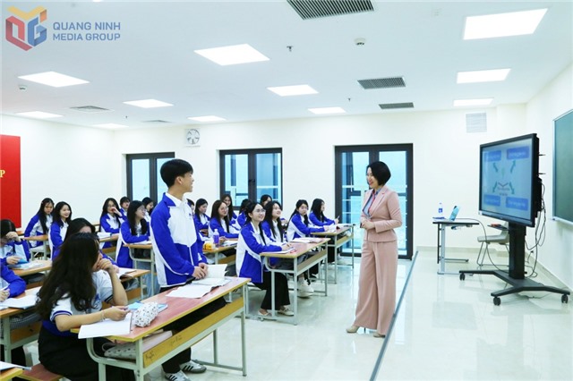 Đại học Hạ Long: Chú trọng phát triển Đảng trong sinh viên