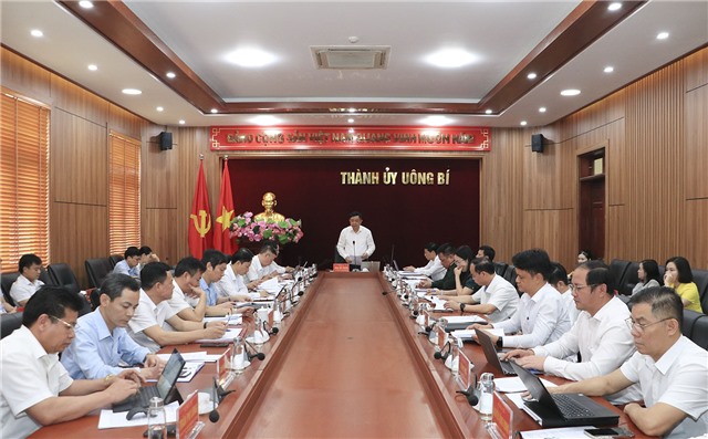 Hội nghị lần thứ 50 BCH 32Win là nhà cái giải trí, cá cược trực tuyến uy tín số 1 Việt Nam thành phố khoá XX