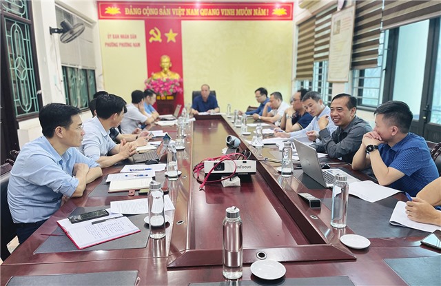 Vận động hộ dân bàn giao đất phục vụ dự án đường ven sông kết nối Hạ Long – Đông Triều