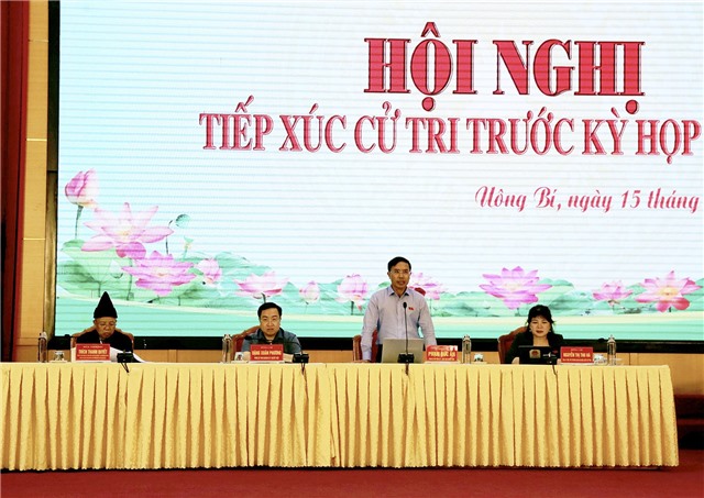 Đoàn ĐBQH tỉnh tiếp xúc cử tri trước kỳ họp thứ 9