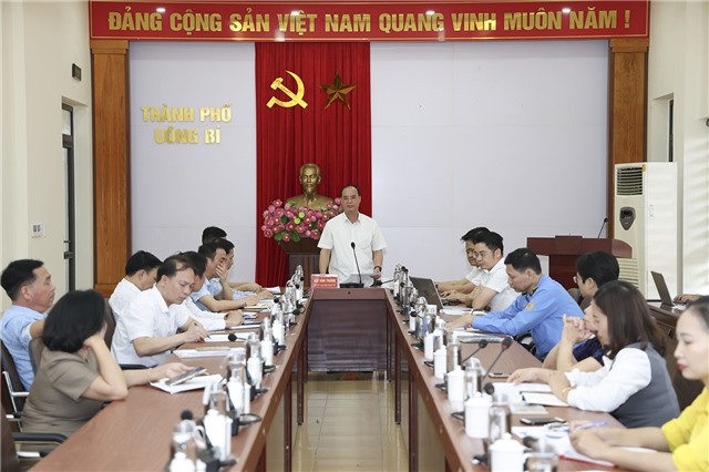 UBND thành phố đối thoại với ông Dương Văn Hùng, phường Phương Đông