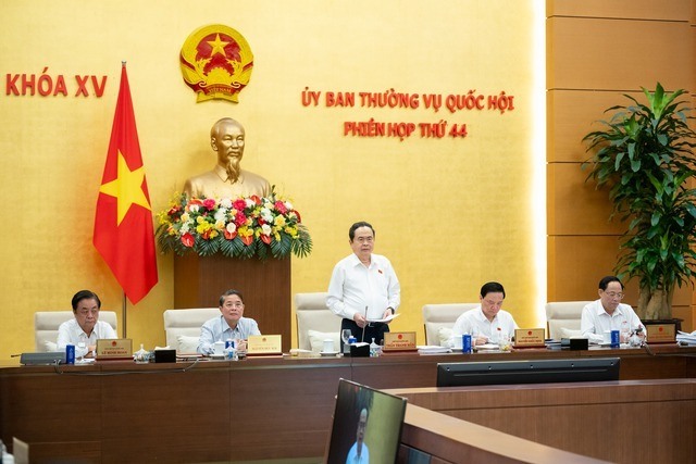 Công bố 3 nghị quyết của UBTVQH về công tác cán bộ