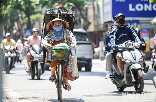 Ngày 22/4, cả nước nắng nóng, chiều tối có mưa