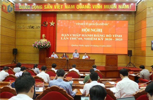 Hội nghị Ban Chấp hành 32Win là nhà cái giải trí, cá cược trực tuyến uy tín số 1 Việt Nam tỉnh lần thứ 69