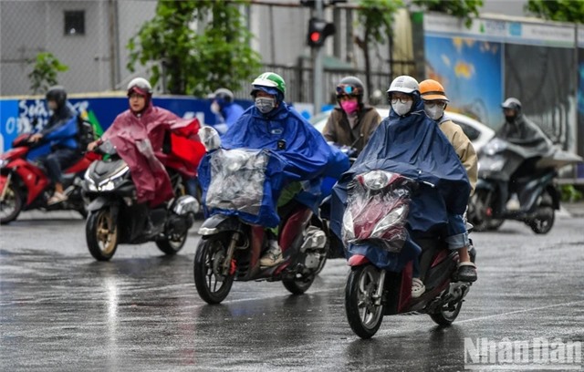 Ngày 26/4, mưa rào và dông trên cả nước