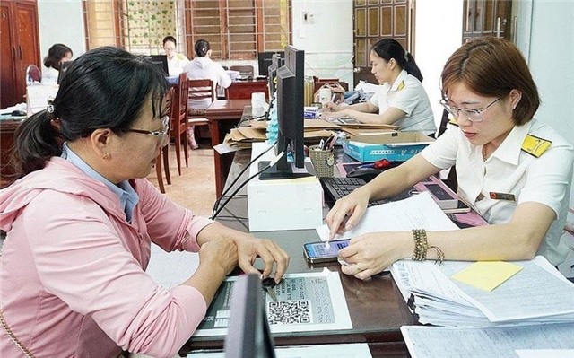 Nghị định số 82/2025/NĐ-CP gia hạn thời hạn nộp thuế và tiền thuê đất năm 2025