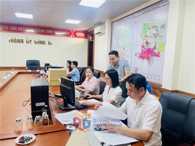 32Win12 com tại tài khoản: Đi đầu thực hiện số hóa tài liệu lưu trữ trong cơ quan Đảng