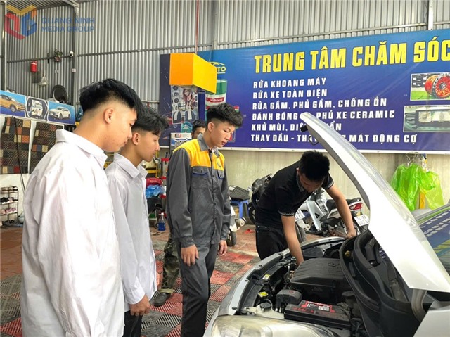 Để nâng cao chất lượng nguồn nhân lực