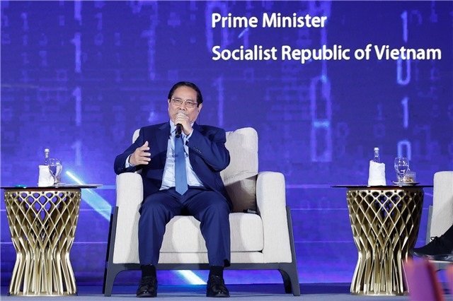 Thủ tướng: Nếu không được chuyển giao, Việt Nam vẫn phải tự chủ phát triển công nghệ cao