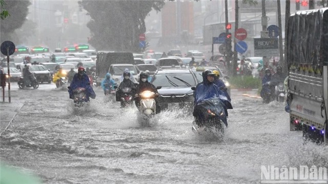 Thời tiết ngày 28/5: Mưa to đến rất to ở Bắc Bộ, Bắc Trung Bộ, Tây Nguyên và Nam Bộ