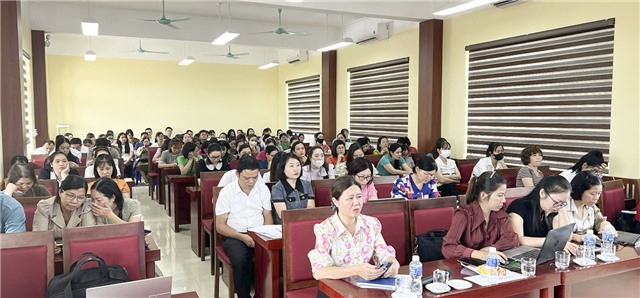 Tập huấn quy chế, nghiệp vụ coi thi tuyển sinh lớp 10 THPT 