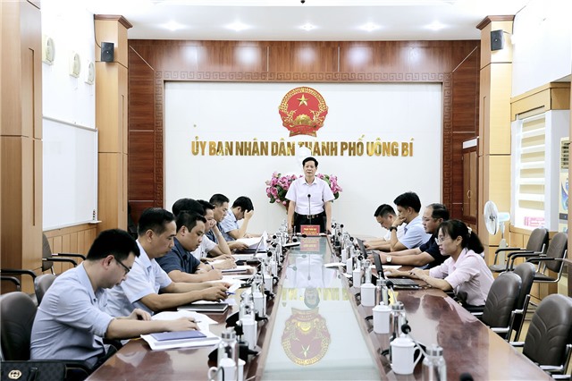 UBND thành phố họp nghe tiến độ giải ngân vốn các dự án 32Win03 cá cược trực tuyến công, công tác quyết toán, hoàn ứng các dự án trên địa bàn thành phố