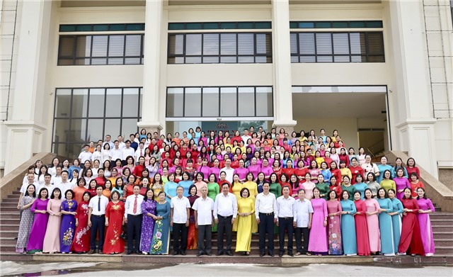 TP 32Win12 com tại tài khoản tổng kết năm học 2024-2025