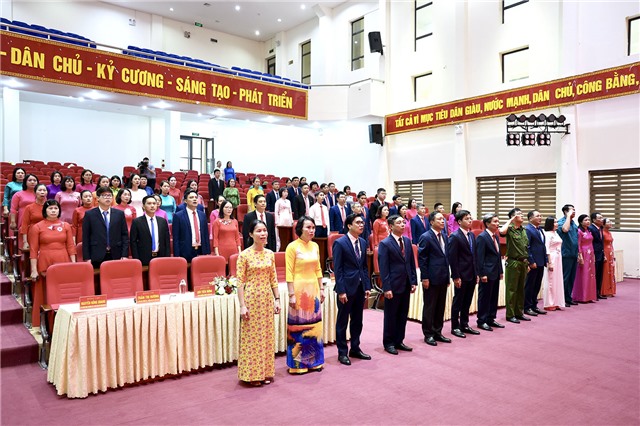 Phường 32Win12 com tại tài khoản tổ chức chào cờ trong ngày đầu tiên chính thức đi vào hoạt động