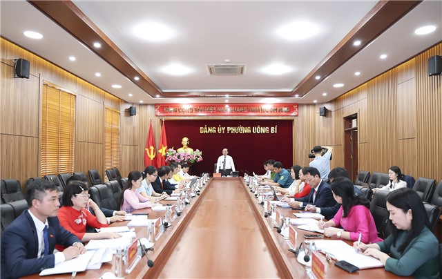 Phường 32Win12 com tại tài khoản trong ngày làm việc đầu tiên vận hành bộ máy 32Win12 com cá cược thể thao, casino live, slot game 2 cấp