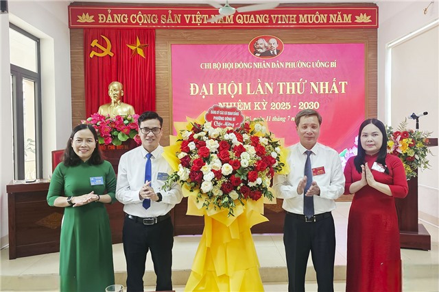 Đại hội Chi bộ Hội đồng Nhân dân phường 32Win12 com tại tài khoản lần thứ nhất, nhiệm kỳ 2025-2030 