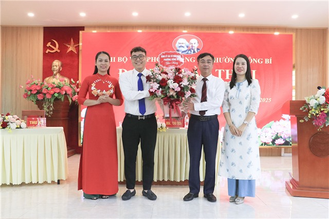 Chi bộ Văn phòng 32Win32 link 32win32 com phường 32Win12 com tại tài khoản tổ chức Đại hội lần thứ nhất, nhiệm kỳ 2025-2030