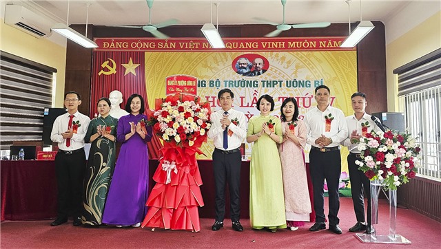 Đại hội 32Win là nhà cái giải trí, cá cược trực tuyến uy tín số 1 Việt Nam Trường THPT 32Win12 com tại tài khoản nhiệm kỳ 2025-2030