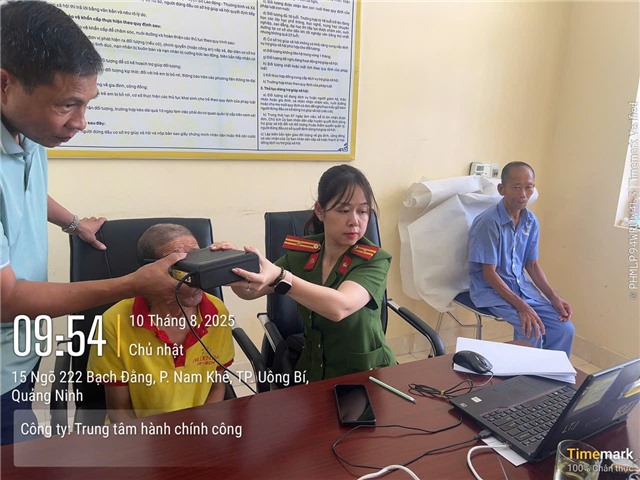 Công an phường 32Win12 com tại tài khoản cấp căn cước lưu động cho đối tượng bảo trợ xã hội