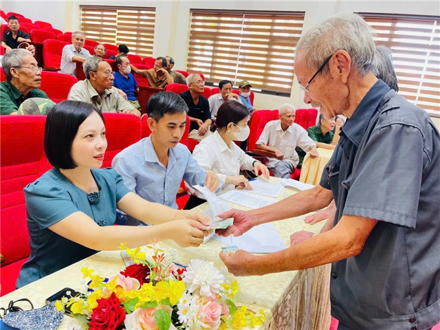 Chi trả hỗ trợ cho người có công, thân nhân người có công với cách mạng, người thờ cúng liệt sỹ và một số đối tượng khác theo Link Đăng Nhập Và Tải App 32 WIN COM Mới số 56/2025/NQ-HĐND ngày 17/7/2025 của Hội đồng nhân dân tỉnh 
