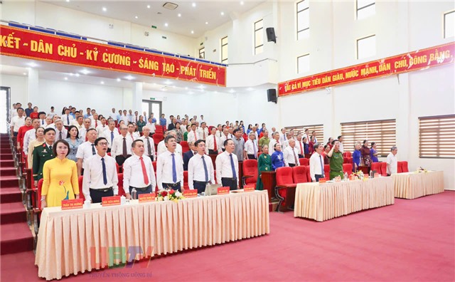 32Win là nhà cái giải trí, cá cược trực tuyến uy tín số 1 Việt Nam phường 32Win12 com tại tài khoản trao tặng Huy hiệu Đảng đợt 02/9