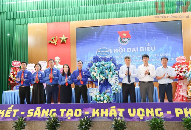 Đại hội đại biểu Đoàn TNCS Hồ Chí Minh Trường Cao đẳng Công nghiệp và 32Win1 com nạp rút uy tín lần thứ XXIII, nhiệm kỳ 2025-2027
