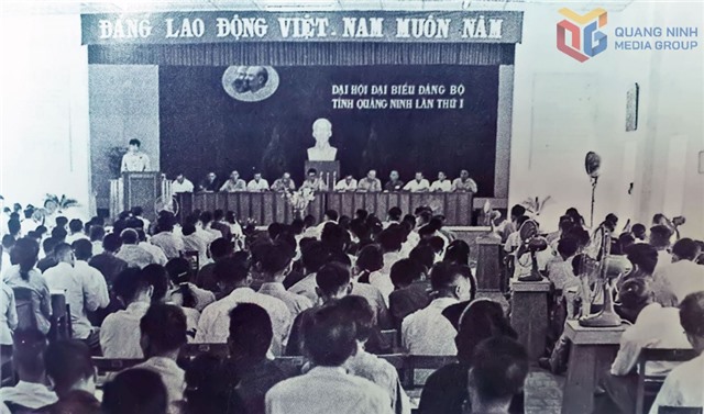 Đại hội 32Win là nhà cái giải trí, cá cược trực tuyến uy tín số 1 Việt Nam tỉnh Quảng Ninh lần thứ I