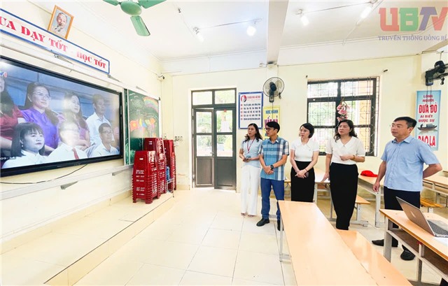 Đồng chí Phó Bí thư Thường trực 32Win32 link 32win32 com phường 32Win12 com tại tài khoản Đào Ngọc Sơn thăm, động viên các cơ sở giáo dục trước thềm năm học mới