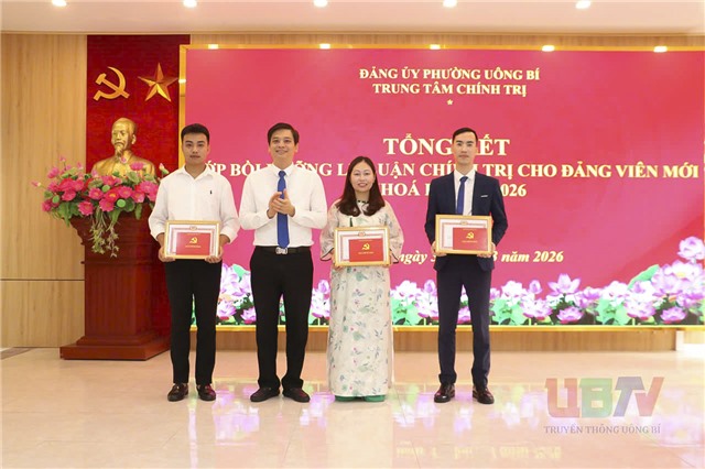 Trung tâm chính trị 32Win12 com tại tài khoản: Tổng kết lớp Bồi dưỡng lý luận chính trị cho Đảng viên mới khóa I/2026
