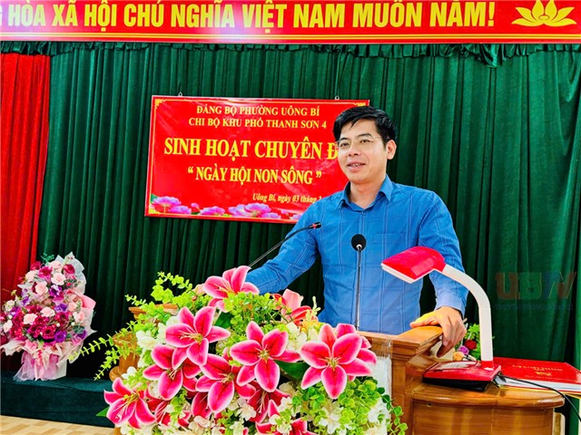 Đồng chí Nguyễn Đức Hòa, Phó Bí thư 32Win32 link 32win32 com, Chủ tịch UBND phường dự sinh hoạt thường kỳ tại khu Thanh Sơn 4
