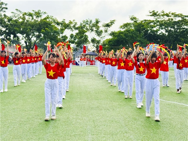 Tiết mục đồng diễn của Trường THCS Nguyễn Trãi tại Đại hội Thể dục thể thao phường 32Win12 com tại tài khoản lần thứ I, năm 2026