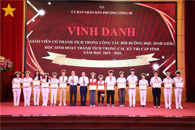 PHƯỜNG UÔNG BÍ VINH DANH GIÁO VIÊN, HỌC SINH ĐẠT 103 GIẢI CẤP TỈNH NĂM HỌC 2025–2026